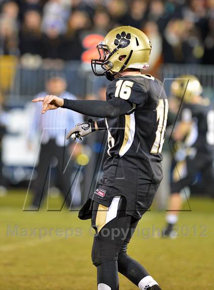Thumbnail 3 in Windsor vs. Hand (CIAC Class L Final) photogallery.