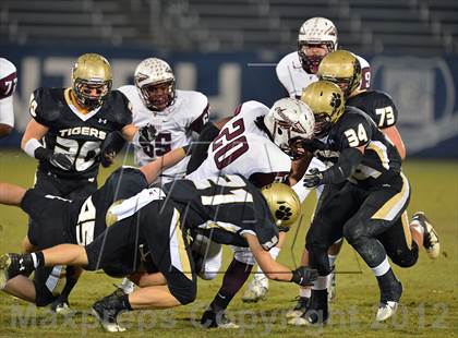 Thumbnail 2 in Windsor vs. Hand (CIAC Class L Final) photogallery.