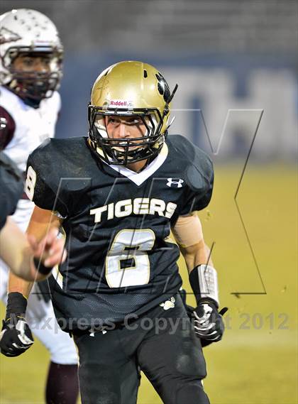 Thumbnail 3 in Windsor vs. Hand (CIAC Class L Final) photogallery.