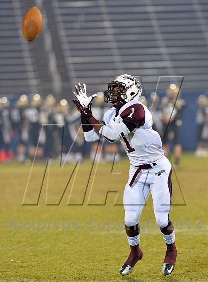 Thumbnail 3 in Windsor vs. Hand (CIAC Class L Final) photogallery.