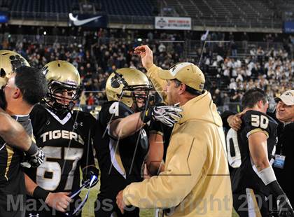 Thumbnail 1 in Windsor vs. Hand (CIAC Class L Final) photogallery.