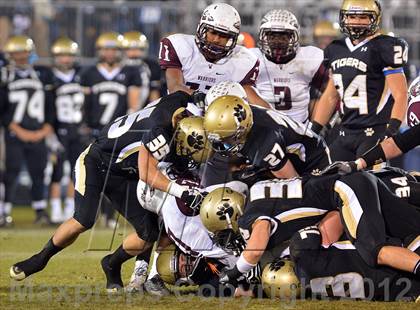 Thumbnail 2 in Windsor vs. Hand (CIAC Class L Final) photogallery.
