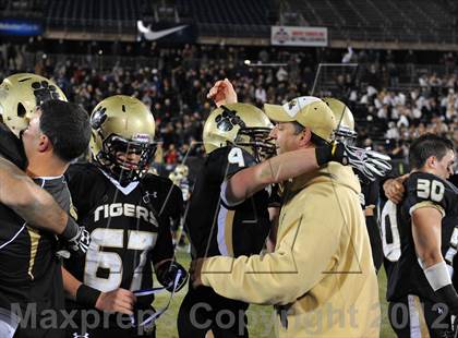 Thumbnail 2 in Windsor vs. Hand (CIAC Class L Final) photogallery.