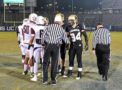 Thumbnail 2 in Windsor vs. Hand (CIAC Class L Final) photogallery.