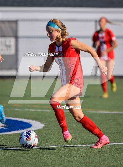 Thumbnail 2 in Wall Township vs Toms River North  photogallery.