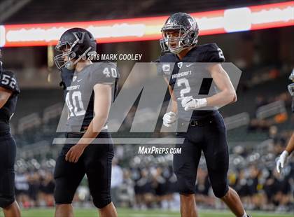 Thumbnail 3 in Vandegrift vs. Longview (UIL 6A D2 Regional) photogallery.