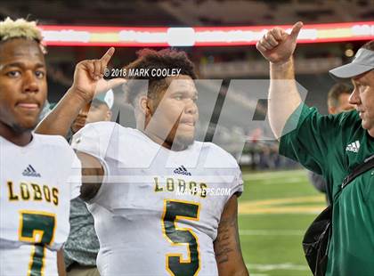 Thumbnail 1 in Vandegrift vs. Longview (UIL 6A D2 Regional) photogallery.