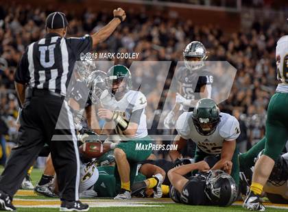 Thumbnail 2 in Vandegrift vs. Longview (UIL 6A D2 Regional) photogallery.