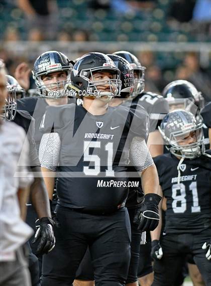 Thumbnail 3 in Vandegrift vs. Longview (UIL 6A D2 Regional) photogallery.