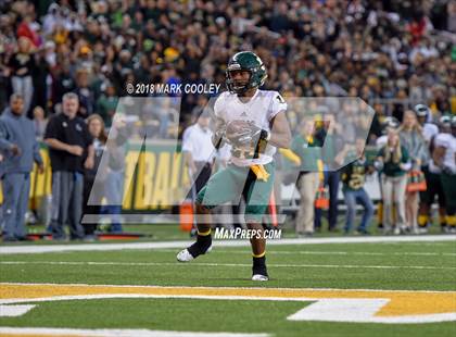 Thumbnail 2 in Vandegrift vs. Longview (UIL 6A D2 Regional) photogallery.