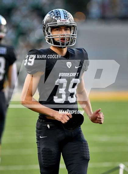 Thumbnail 3 in Vandegrift vs. Longview (UIL 6A D2 Regional) photogallery.