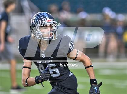 Thumbnail 2 in Vandegrift vs. Longview (UIL 6A D2 Regional) photogallery.