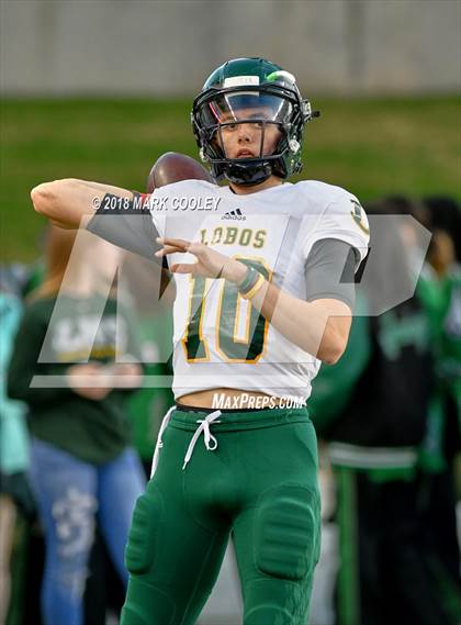 Thumbnail 3 in Vandegrift vs. Longview (UIL 6A D2 Regional) photogallery.