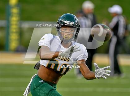 Thumbnail 1 in Vandegrift vs. Longview (UIL 6A D2 Regional) photogallery.
