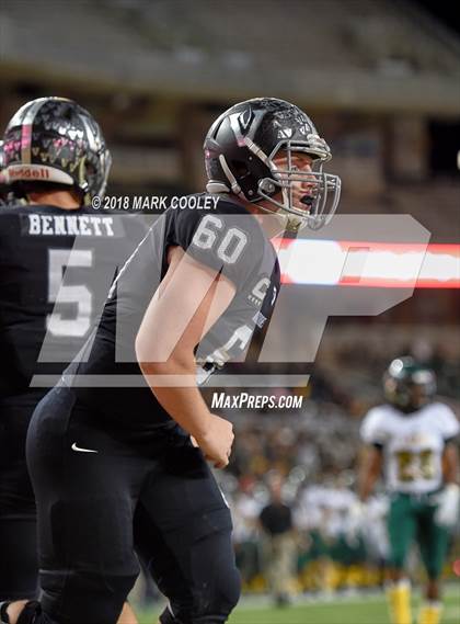 Thumbnail 3 in Vandegrift vs. Longview (UIL 6A D2 Regional) photogallery.