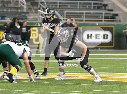 Thumbnail 1 in Vandegrift vs. Longview (UIL 6A D2 Regional) photogallery.