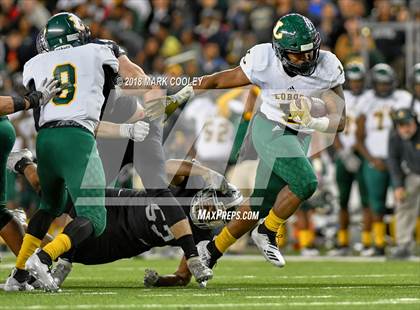 Thumbnail 3 in Vandegrift vs. Longview (UIL 6A D2 Regional) photogallery.