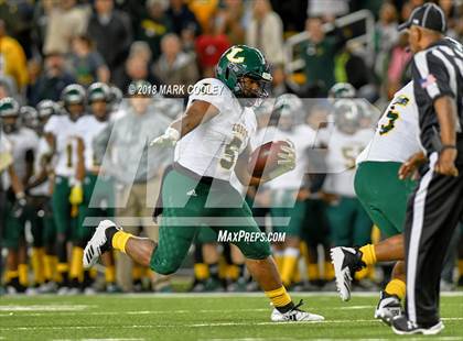 Thumbnail 3 in Vandegrift vs. Longview (UIL 6A D2 Regional) photogallery.