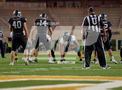 Thumbnail 3 in Vandegrift vs. Longview (UIL 6A D2 Regional) photogallery.