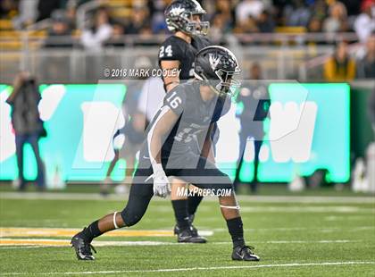 Thumbnail 1 in Vandegrift vs. Longview (UIL 6A D2 Regional) photogallery.