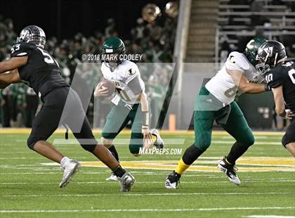 Thumbnail 2 in Vandegrift vs. Longview (UIL 6A D2 Regional) photogallery.