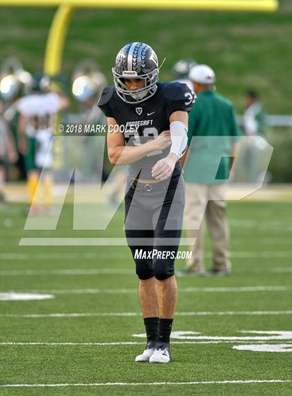 Thumbnail 2 in Vandegrift vs. Longview (UIL 6A D2 Regional) photogallery.