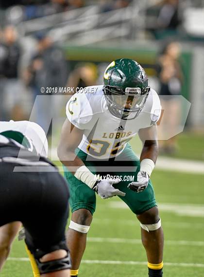 Thumbnail 2 in Vandegrift vs. Longview (UIL 6A D2 Regional) photogallery.
