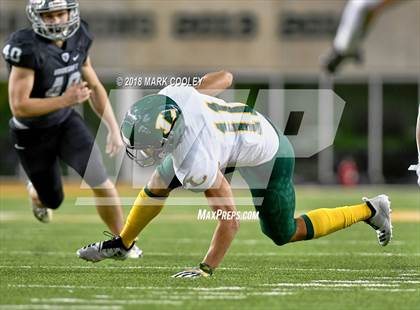 Thumbnail 3 in Vandegrift vs. Longview (UIL 6A D2 Regional) photogallery.
