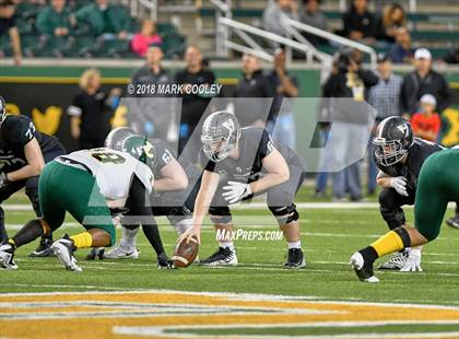 Thumbnail 1 in Vandegrift vs. Longview (UIL 6A D2 Regional) photogallery.