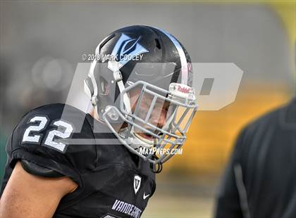 Thumbnail 2 in Vandegrift vs. Longview (UIL 6A D2 Regional) photogallery.