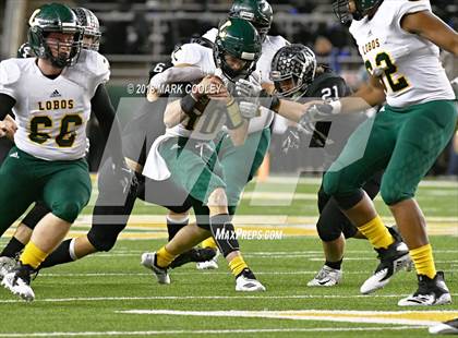 Thumbnail 3 in Vandegrift vs. Longview (UIL 6A D2 Regional) photogallery.