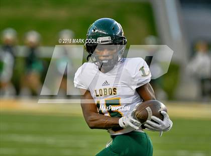 Thumbnail 1 in Vandegrift vs. Longview (UIL 6A D2 Regional) photogallery.