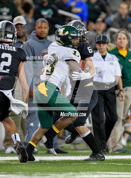 Thumbnail 2 in Vandegrift vs. Longview (UIL 6A D2 Regional) photogallery.