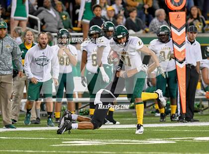 Thumbnail 1 in Vandegrift vs. Longview (UIL 6A D2 Regional) photogallery.