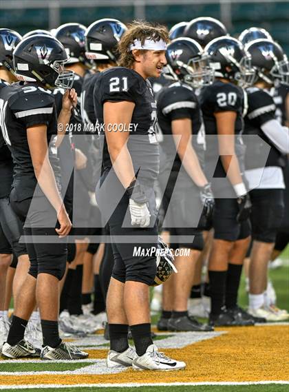 Thumbnail 3 in Vandegrift vs. Longview (UIL 6A D2 Regional) photogallery.