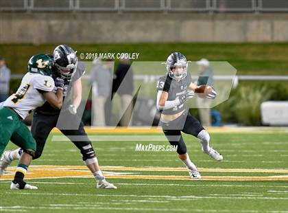 Thumbnail 3 in Vandegrift vs. Longview (UIL 6A D2 Regional) photogallery.
