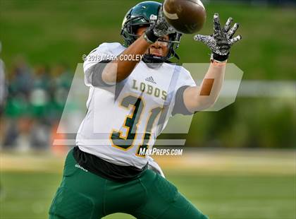 Thumbnail 1 in Vandegrift vs. Longview (UIL 6A D2 Regional) photogallery.