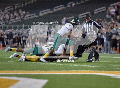 Thumbnail 2 in Vandegrift vs. Longview (UIL 6A D2 Regional) photogallery.