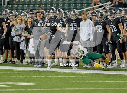 Thumbnail 1 in Vandegrift vs. Longview (UIL 6A D2 Regional) photogallery.