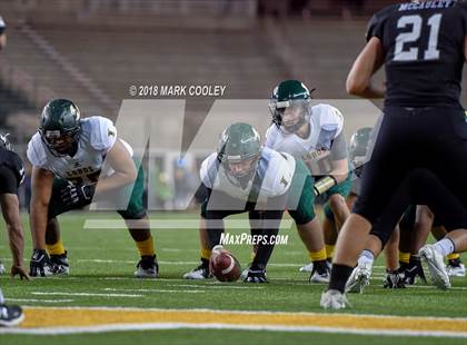 Thumbnail 2 in Vandegrift vs. Longview (UIL 6A D2 Regional) photogallery.