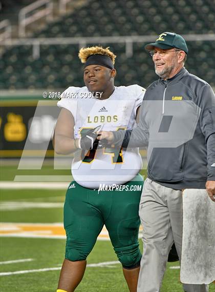Thumbnail 3 in Vandegrift vs. Longview (UIL 6A D2 Regional) photogallery.