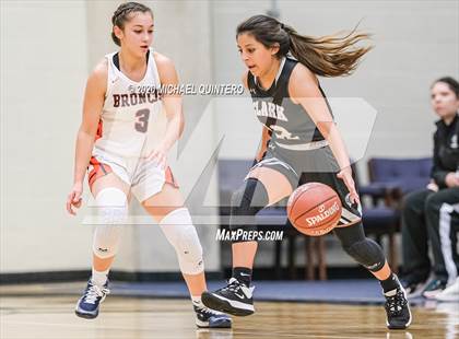 Thumbnail 3 in Clark vs. Brandeis photogallery.