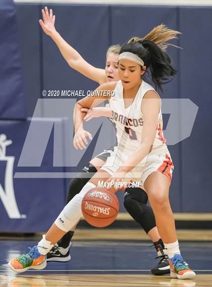 Thumbnail 2 in Clark vs. Brandeis photogallery.