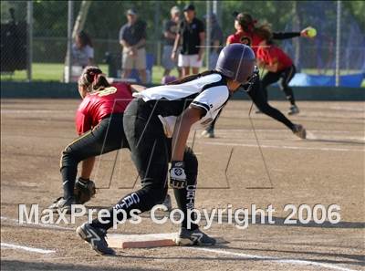 Thumbnail 1 in Franklin vs St. Francis (Section Playoffs) photogallery.