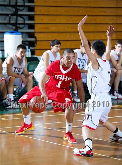 Thumbnail 2 in Burroughs vs. Troy (Santa Barbara Holiday Classic Tournament) photogallery.