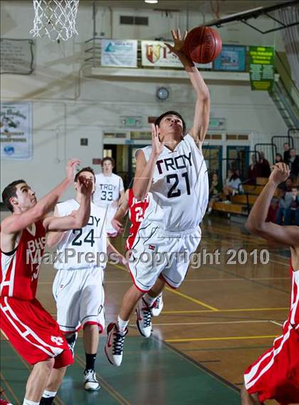 Thumbnail 1 in Burroughs vs. Troy (Santa Barbara Holiday Classic Tournament) photogallery.