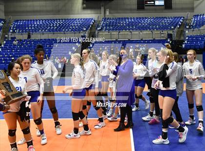 Thumbnail 3 in Paris vs. Hackett (AAA 3A State Final) photogallery.
