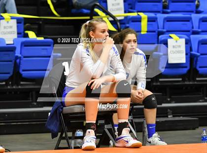 Thumbnail 3 in Paris vs. Hackett (AAA 3A State Final) photogallery.