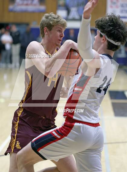 Thumbnail 3 in Campolindo vs. Las Lomas (CIF NCS N2 Final) photogallery.