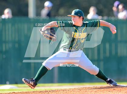 Thumbnail 3 in Central Lafourche @ Ascension Catholic photogallery.